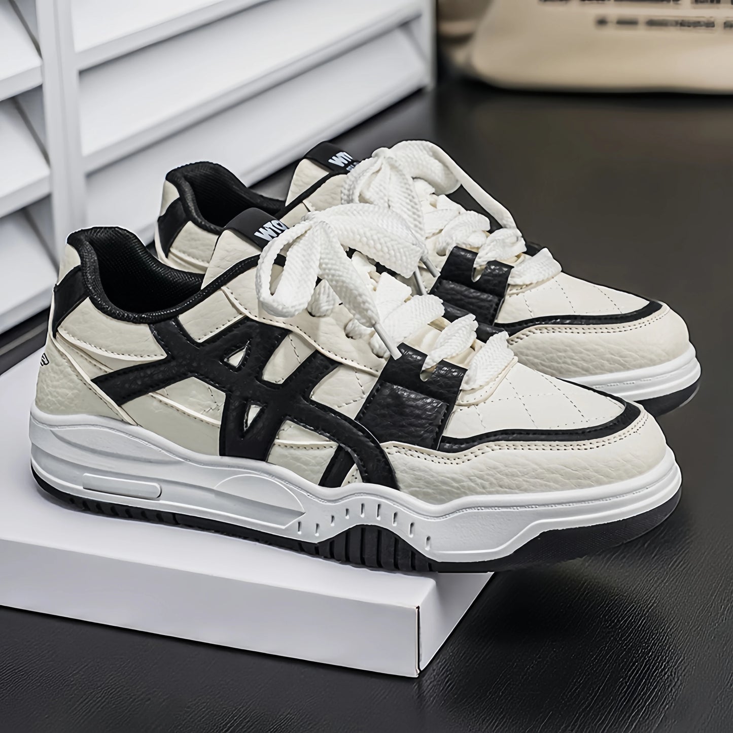Men's Retro Color Blocked Casual Shoes | Fashionable Street Sports Shoes | Four Season Anti slip Comfortable Walking Shoes