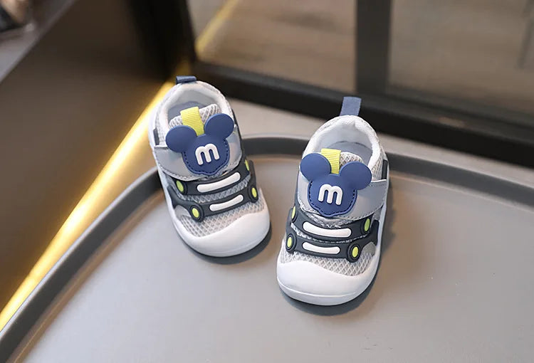 New Arrival Soft Bottom Slip-On Infant Shoes for Boys Men and Women Functional for Aged 1-3 Years Spring Style
