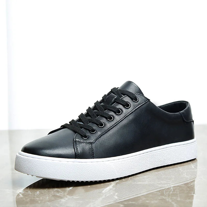 OEM 2025 Men's Casual Italian Business Genuine Leather Soft Shoes White Sneakers Walking Style Breathable Oxfords New Product