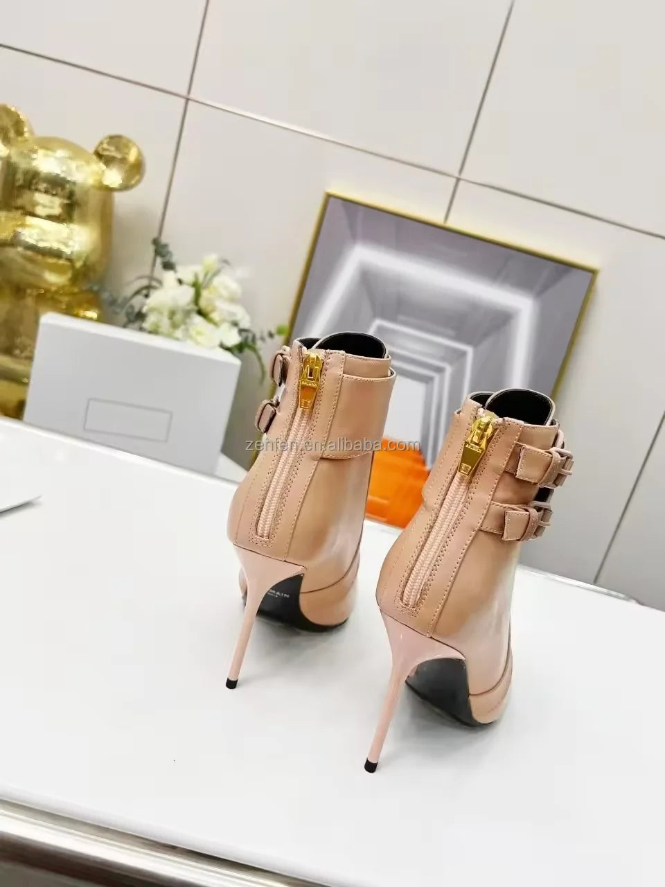 2024 Hot Factory Customization Famous Brand High Quality Luxury Women's Lace-Up Combat Boot