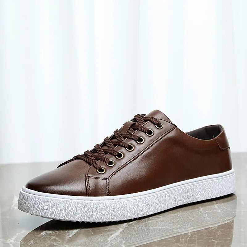 OEM 2025 Men's Casual Italian Business Genuine Leather Soft Shoes White Sneakers Walking Style Breathable Oxfords New Product