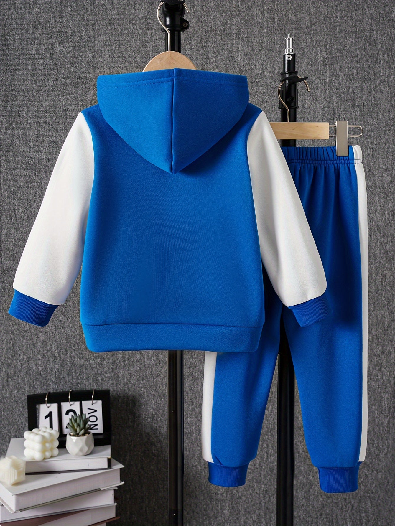 2pcs Boy's Long Sleeve Color Block Drop Shoulder Varsity Hooded Baseball Jacket & Casual Pants Outdoor Outfit, Kids Clothing For Spring Fall